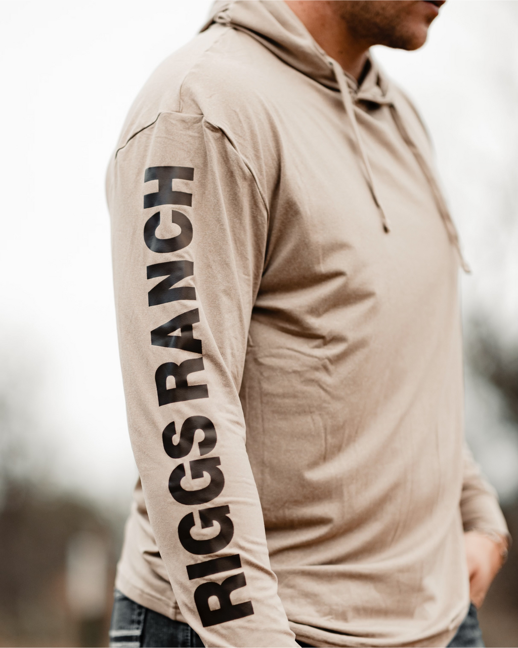 Performance Hoodie Tan